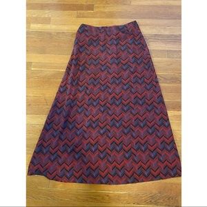 Forever 21 maxi skirt Burgundy chevron pattern M
